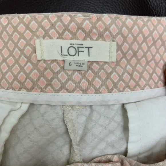 Loft Women’s Pink Diamond Pattern Chino Shorts Size 6 - Picture 3 of 5